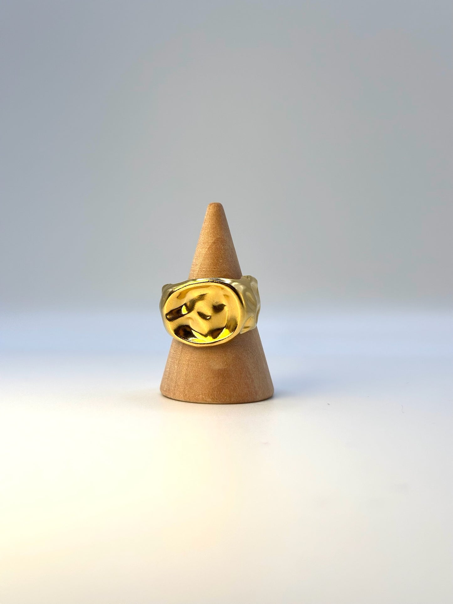 Anello “MARTELLATO”