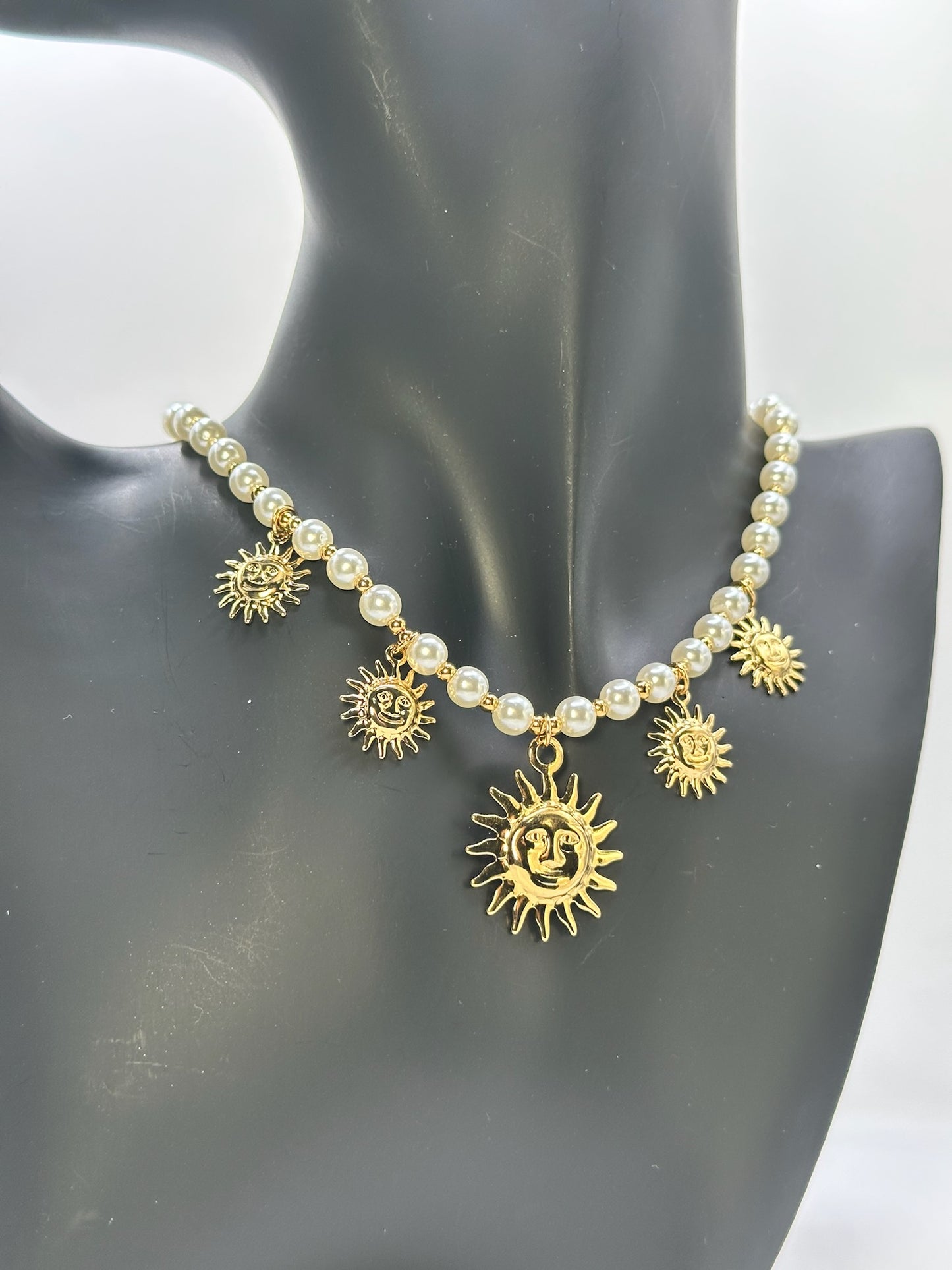 Collana “SOLE PERLATO”