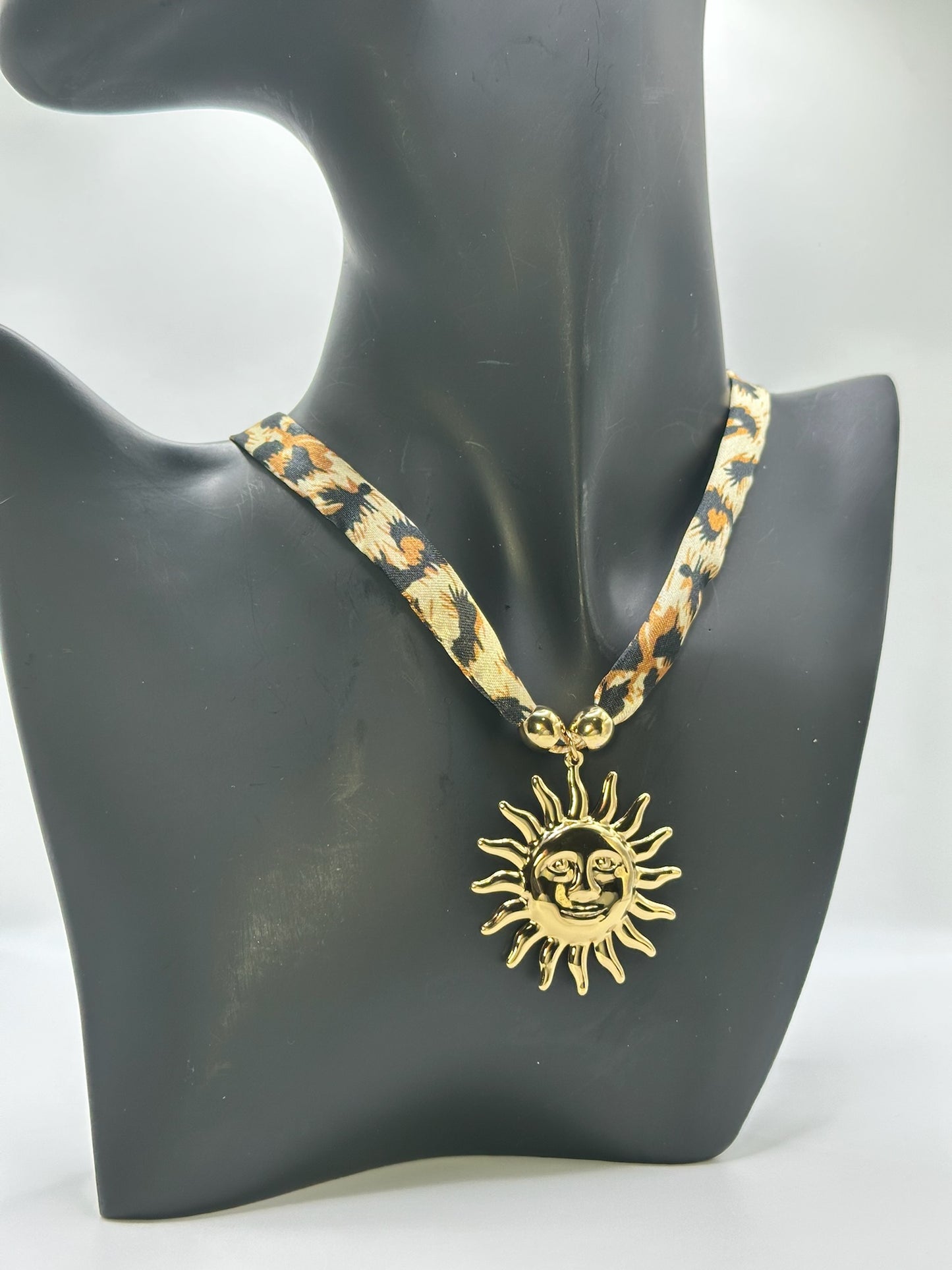 Collana “SUN LEOPARDATA”
