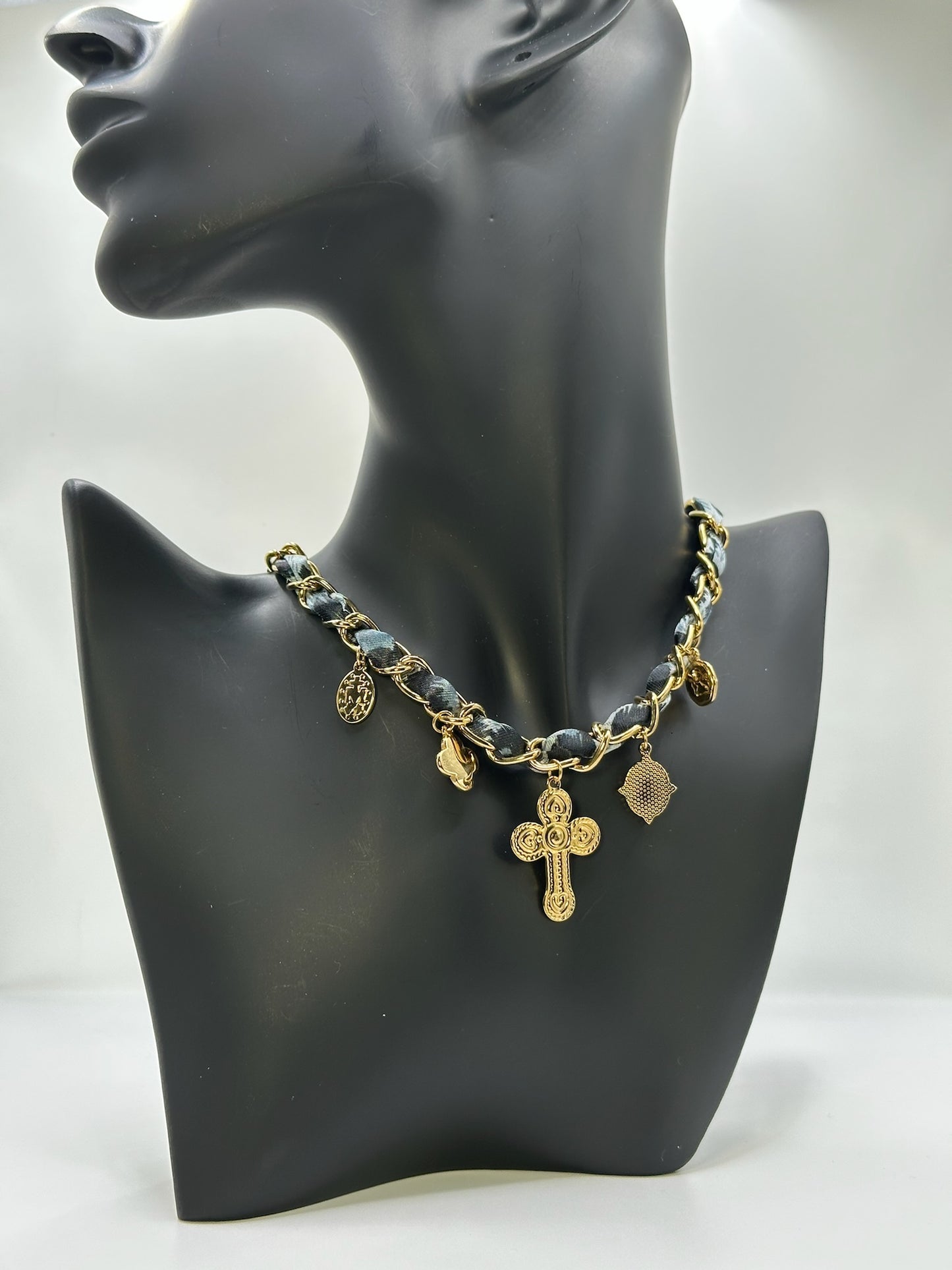 Collana “SUMMER CROSS”